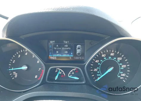 2016 Ford Escape Titanium z USA, uszkodzony, nr VIN 1FMCU0JX6GUC64657